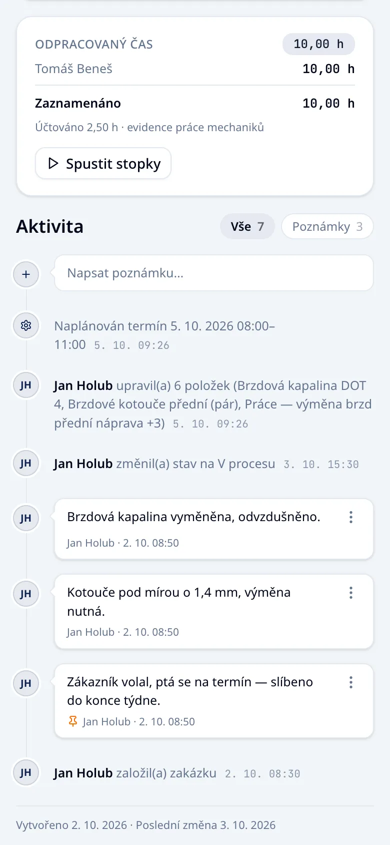 Zakázka Výměna brzd přední náprava v telefonu: odpracovaný čas 10 h Tomáše Beneše, účtováno 2,50 h, tlačítko Spustit stopky a aktivita zakázky